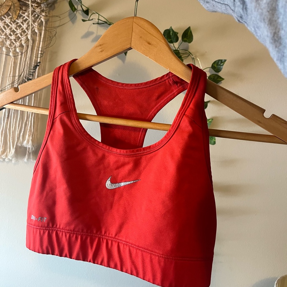Red Nike Sports Bra. Size S.